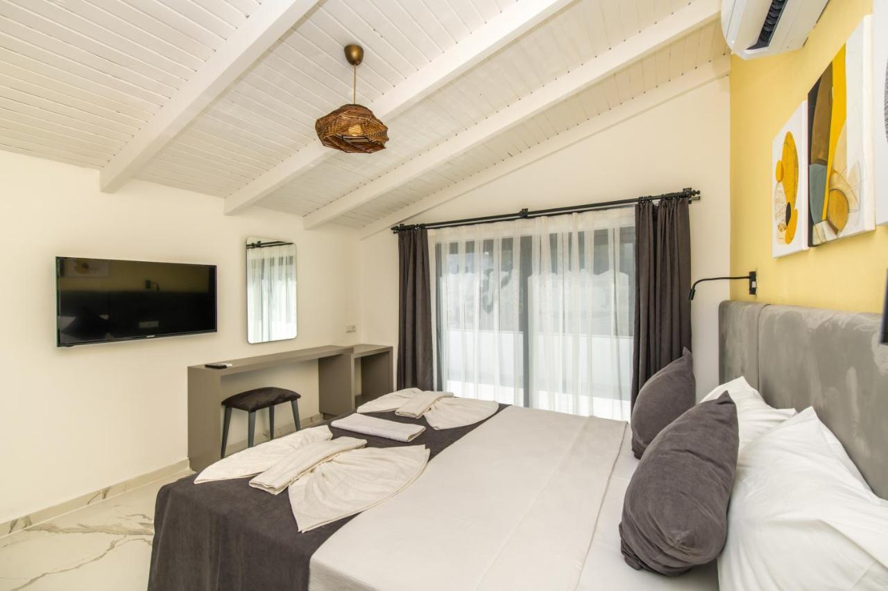 Leonis Hotel Kas Bagian luar foto